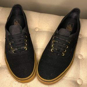 VANS Authentic Canvas Skate Shoes Black with Gum Soles Size 12